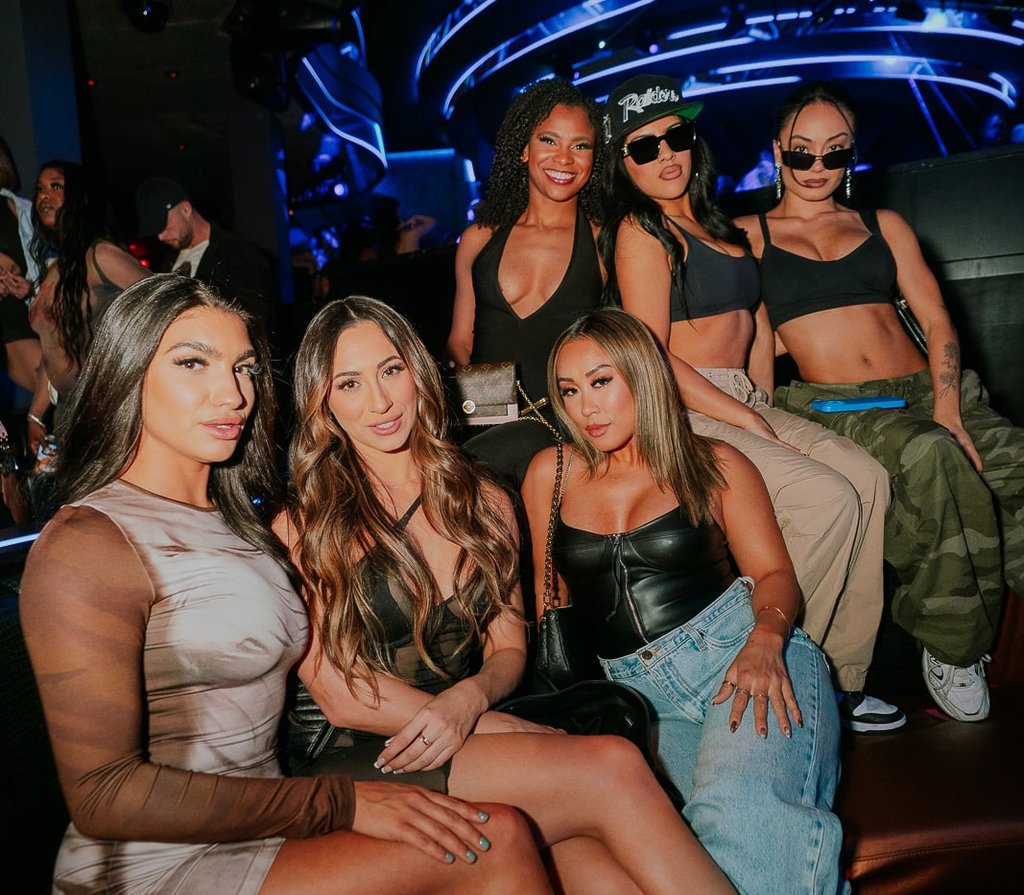 liv las vegas dress code